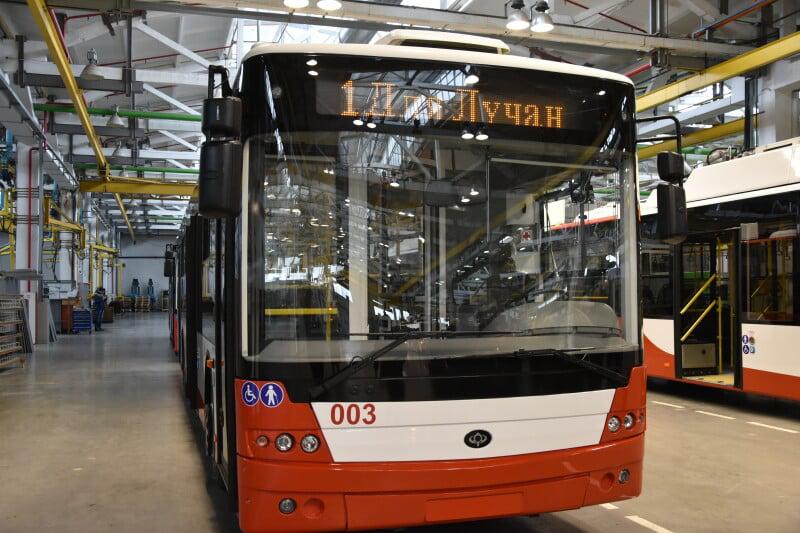 ЛПЕ отримало нові тролейбуси: скоро вони курсуватимуть Луцьком