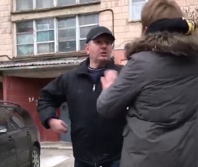 «Я тобі щелепу виб'ю»: у Луцьку чоловіки побилися за парковку (відео). ОНОВЛЕНО