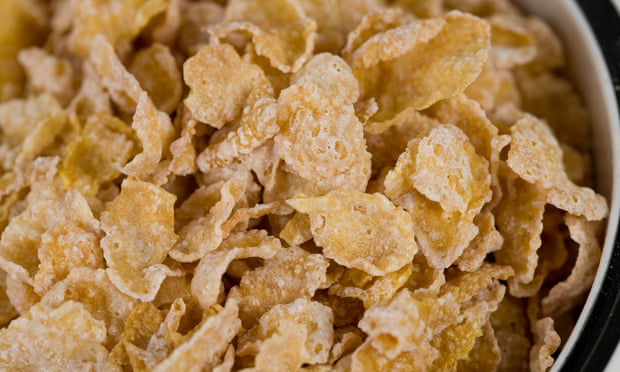 На митниці в США знайшли кукурудзяні пластівці, «підсолоджені» кокаїном