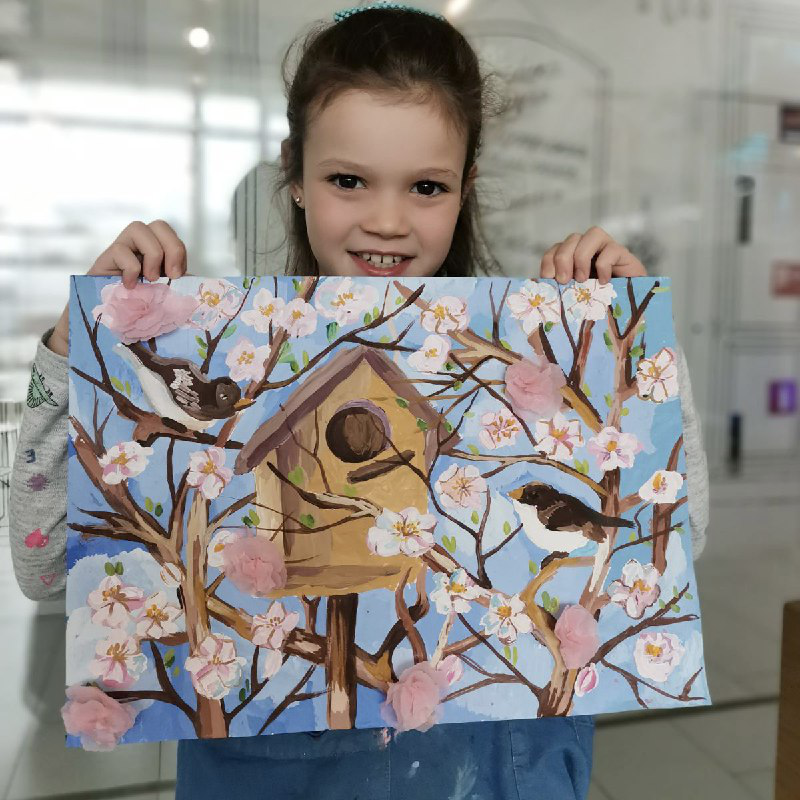 «Смугастий носоріг» запрошує дітей на уроки малювання*