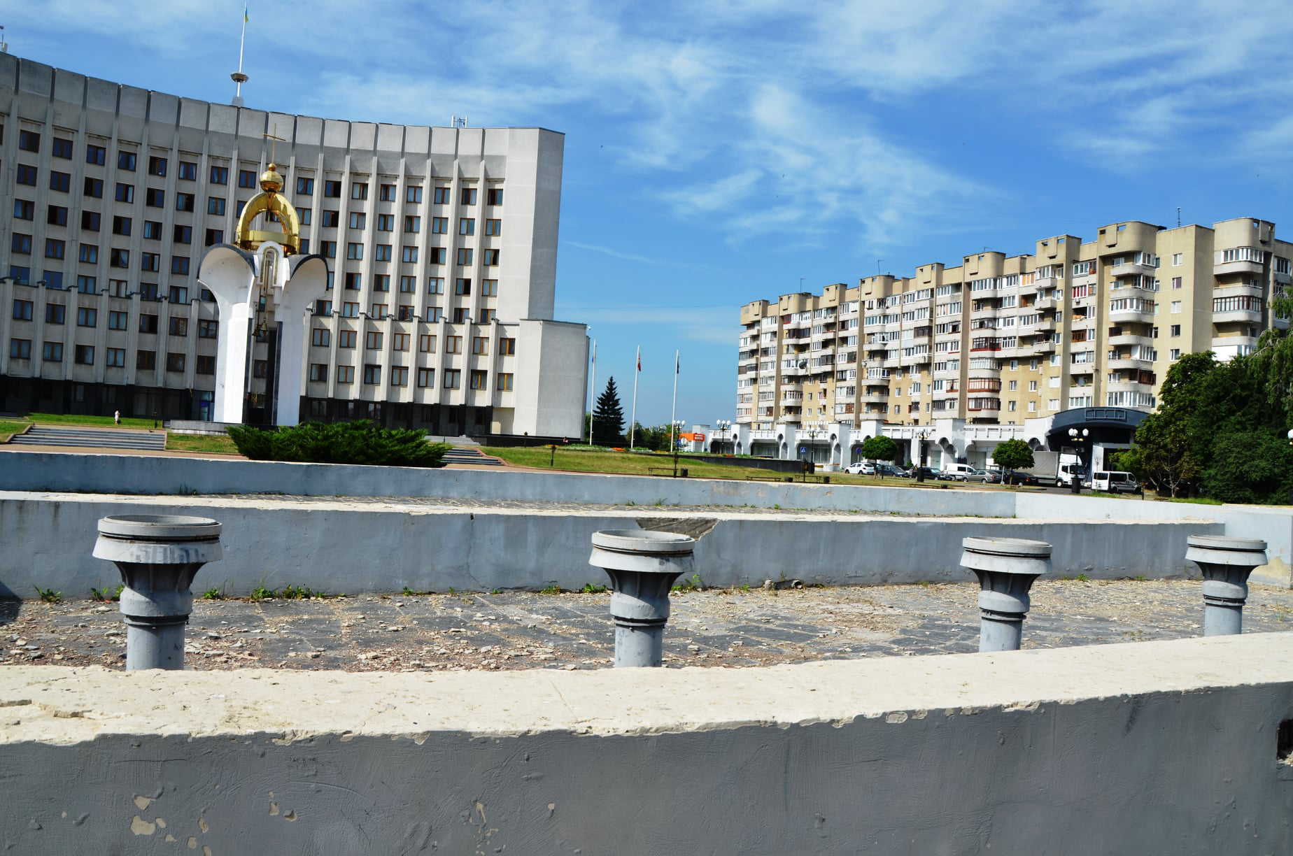 У Луцьку хочуть відновити фонтан із 90-х (фото)