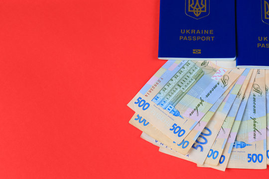 Польща за пів року видала українцям майже півмільйона віз