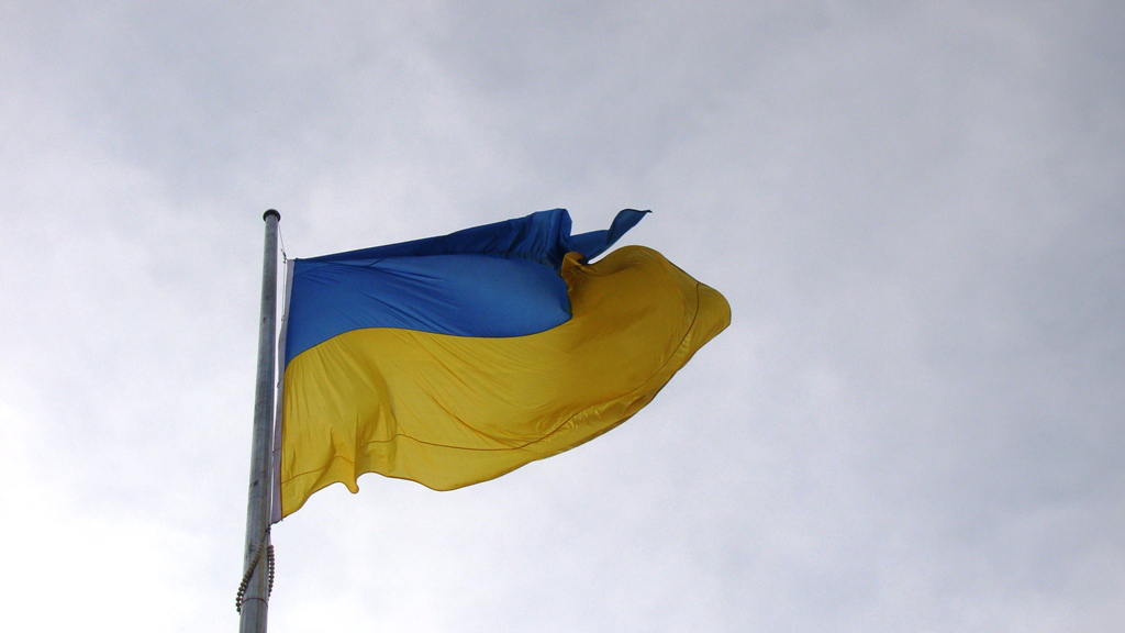 Над Волинню замайорів найбільший прапор (фото. відео)