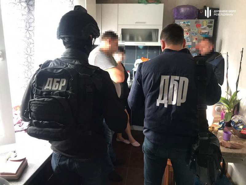 Луцький поліцейський, який продавав наркотики, постане перед судом