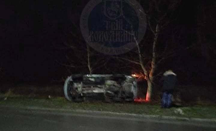 У Володимирі автівка злетіла у кювет і перекинулася