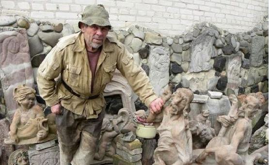 У Струмівці назвуть вулицю на честь луцького скульптора Голованя (відео)