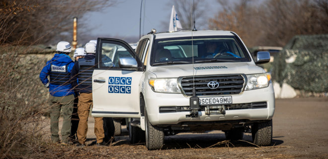 Українських співробітники ОБСЄ масово пішли у відпустку на тлі ескалації – Радіо Свобода