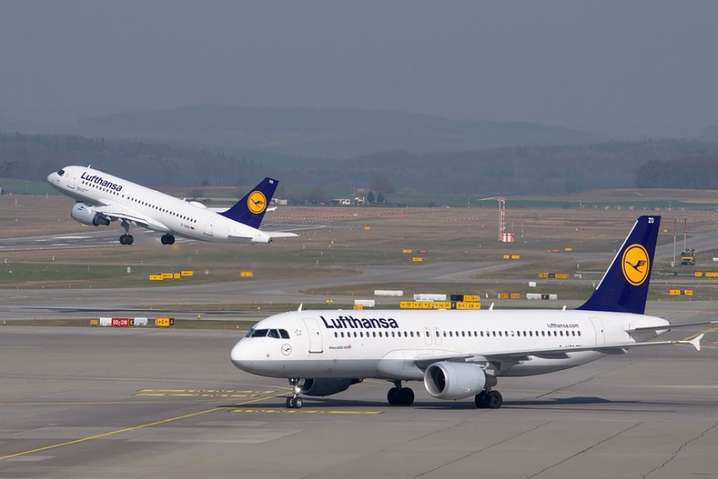 Авіакомпанія Lufthansa на тиждень зупиняє рейси в Україну