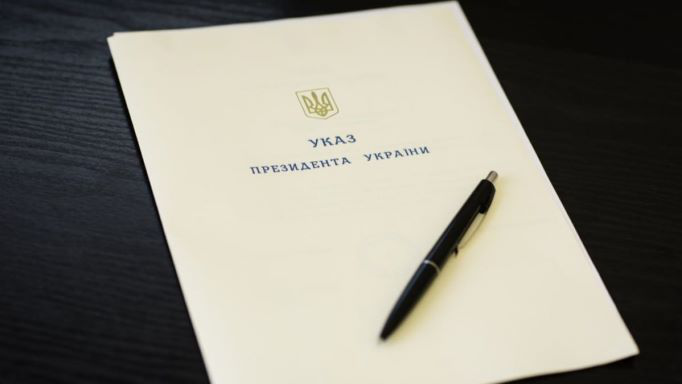 Зеленський підписав указ про створення військових адміністрацій на базі ОДА