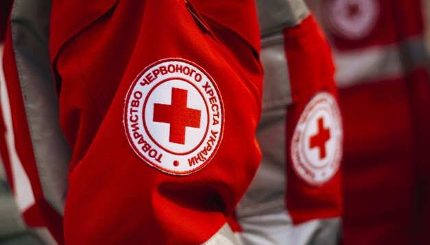 МОЗ та Червоний Хрест відкривають рахунок для допомоги медикам