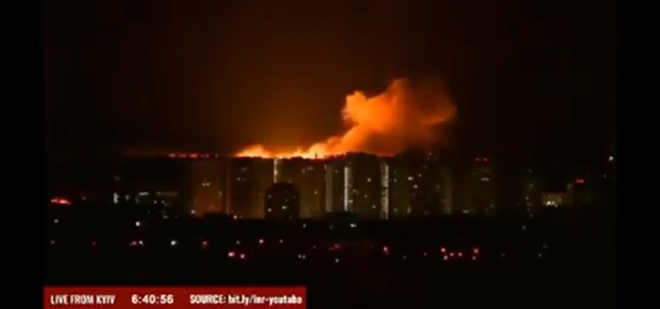 У Києві пролунули потужні вибухи (відео)