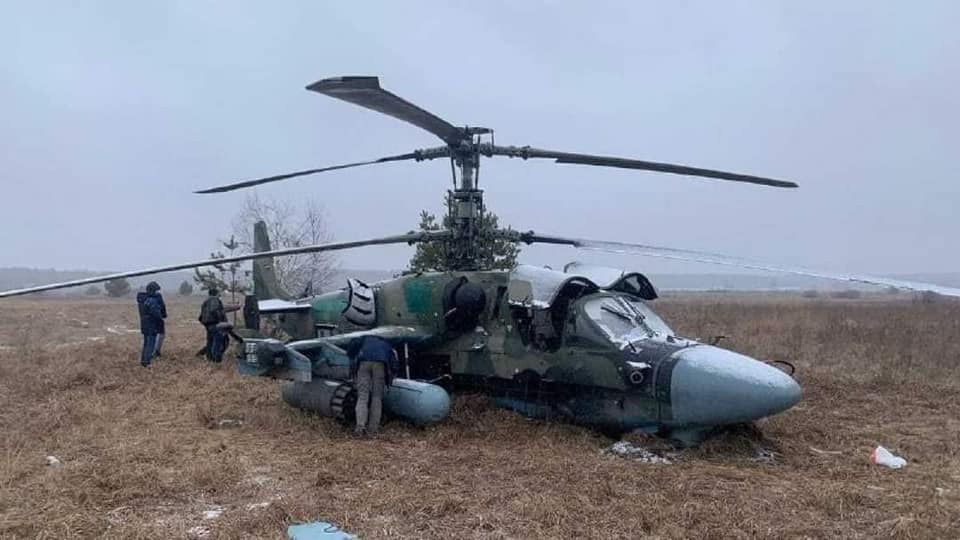 За добу українські військові збили три російські літаки та два вертольоти