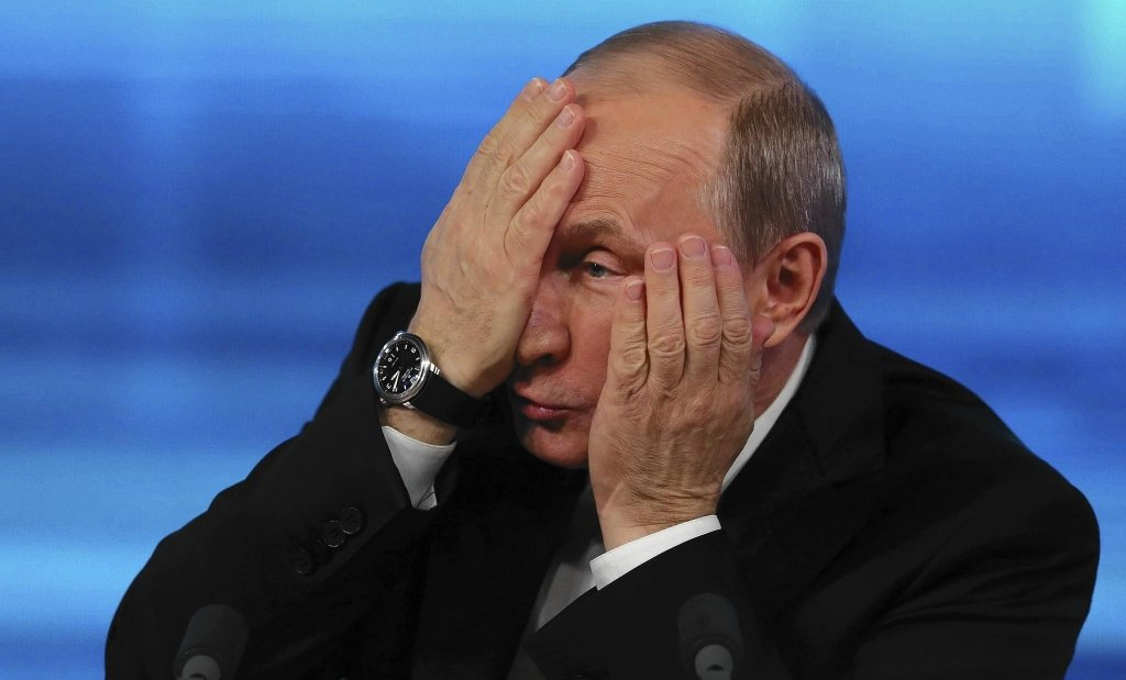 Путін підписав закон про 15 років тюрми за «фейки» про російську армію