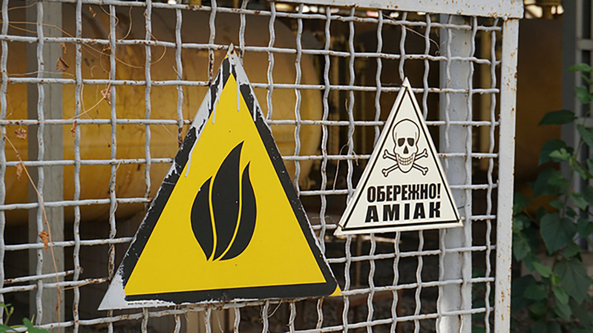 Окупанти розглядають можливість підірвати склади аміаку на Харківщині