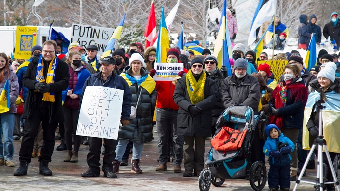 У Канаді мітингували десятки тисяч людей: вимагали закрити небо над Україною