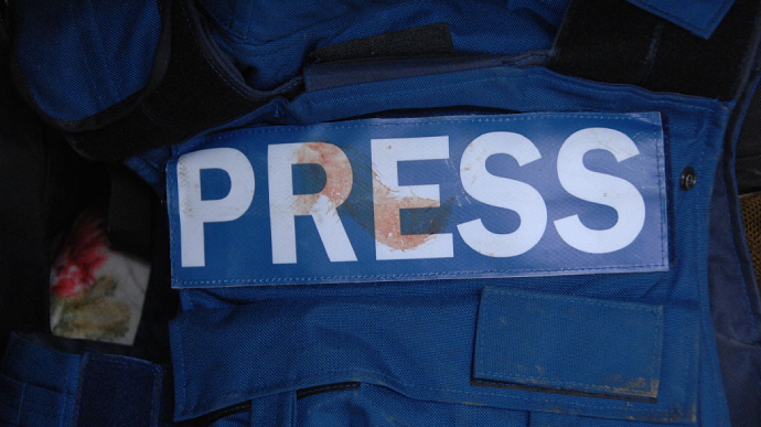 Російські терористи важко поранили іноземного журналіста