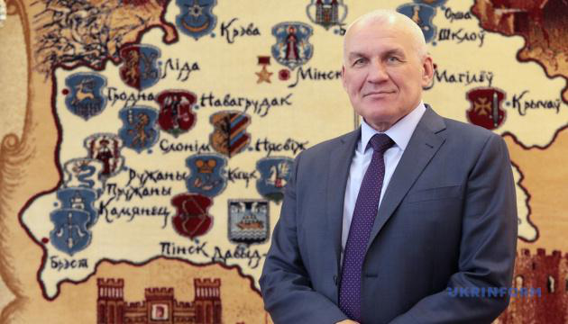 Остання група білоруських дипломатів покинула Україну