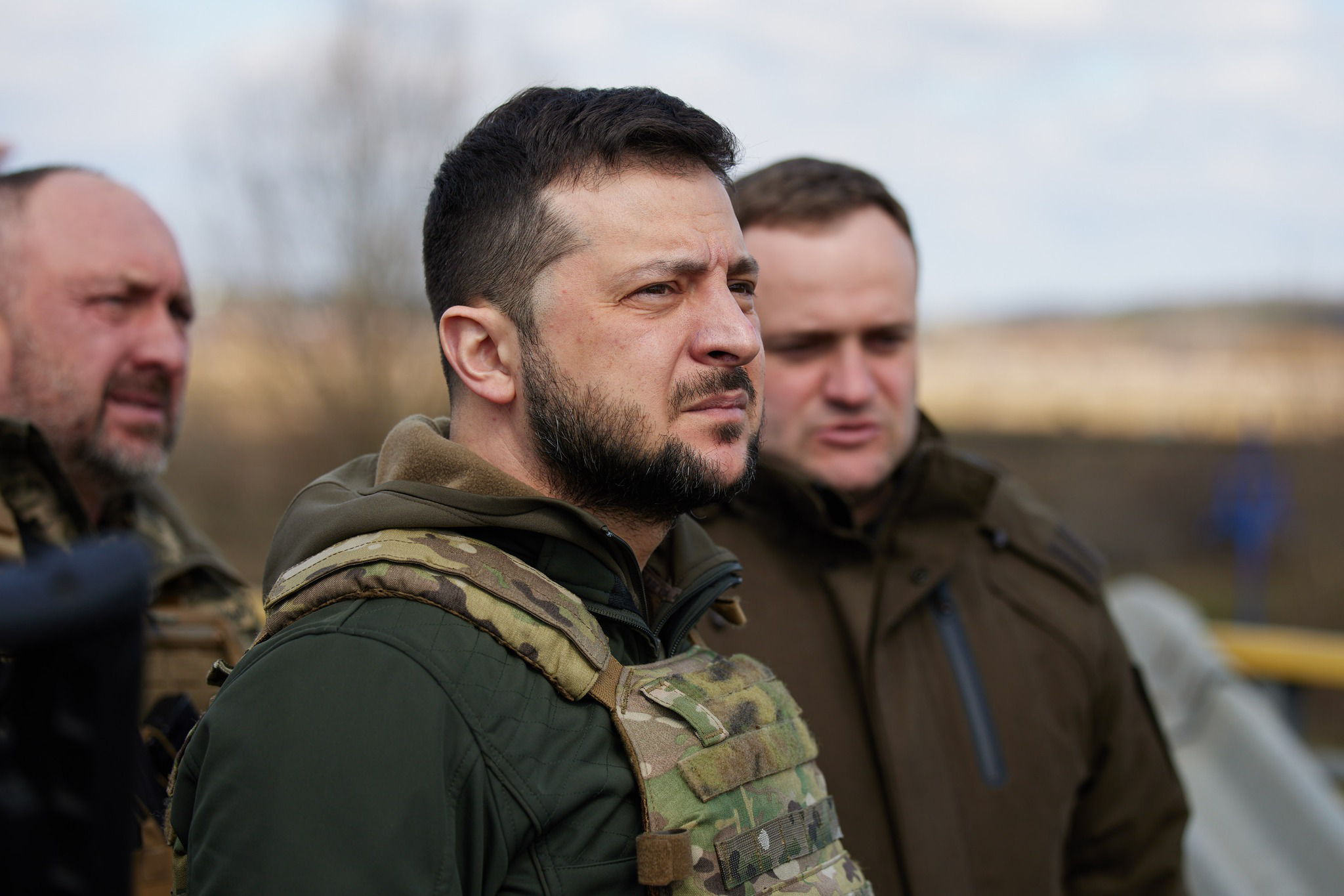 російські війська перейдуть до більш масштабних дій на сході України, – Зеленський