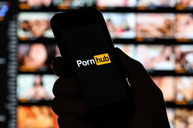 PornHub звільнив свого єдиного працівника в росії