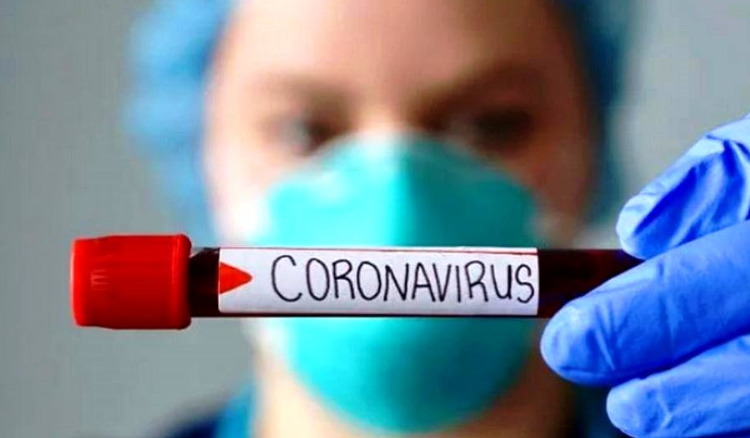 Коронавірус не зник: в Україні фіксують близько тисячі хворих на тиждень