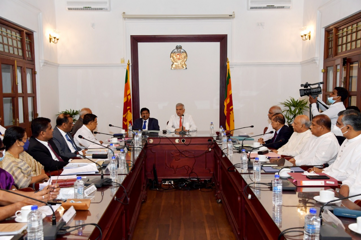 Прем'єр Шрі-Ланки пішов у відставку