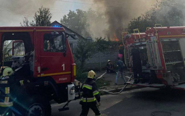 У Луцьку пожежа на Декабристів (фото)