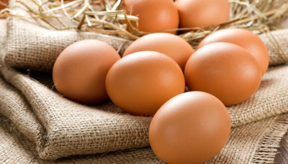 «Золоті» яйця і дешеві овочі: як змінилися ціни на Волині