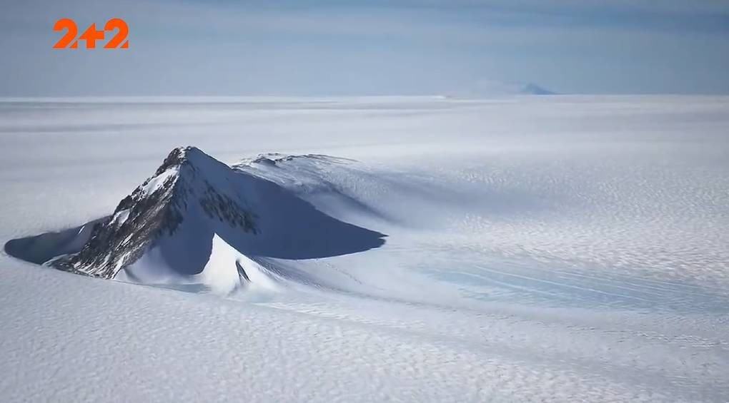 В Антарктиді знайшли піраміди вищі за хмарочос Бурдж-Халіфа (відео)