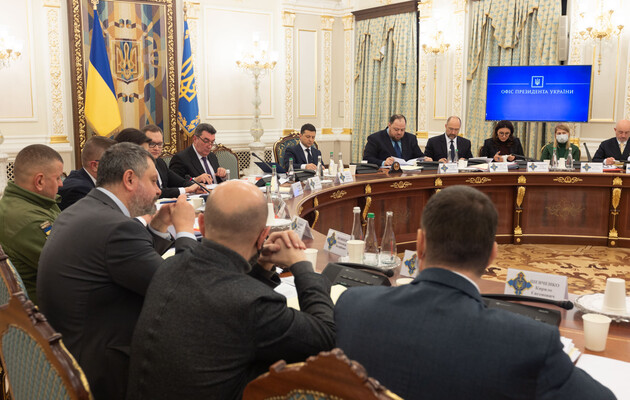 Президент Зеленський скликає термінове засідання РНБО
