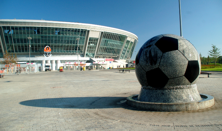 Україна з Іспанією та Португалією подає заявку на проведення чемпіонату світу з футболу