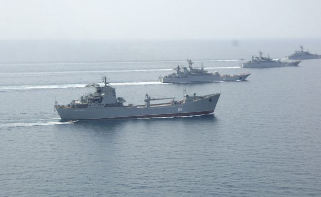 Росія тримає у трьох морях 17 кораблів та катерів: загальний залп «Калібрів» – 100 ракет