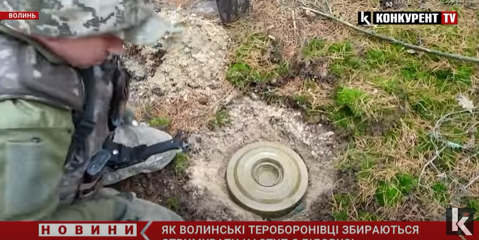 На кожному кроці – вибухівка: як на Волині мінують кордон з білорусами (відео)