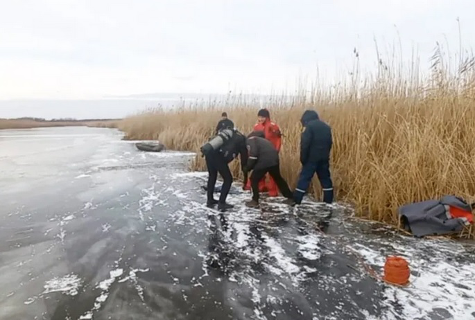 Трагедія на Київщині: чоловік провалився під лід і загинув