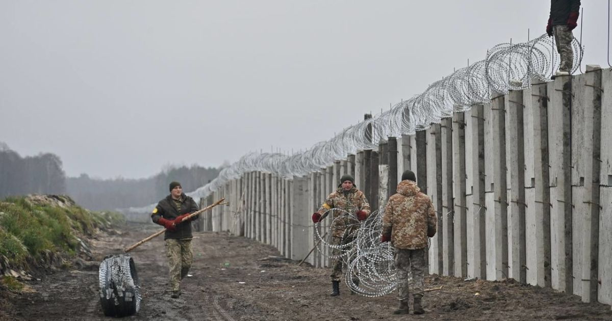 Військові РФ намагаються влаштувати провокації на українсько-білоруському кордоні