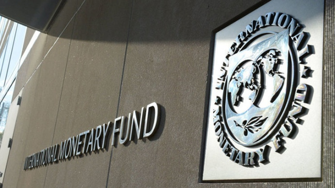МВФ схвалив кредитну програму Україні на $15,6 мільярда