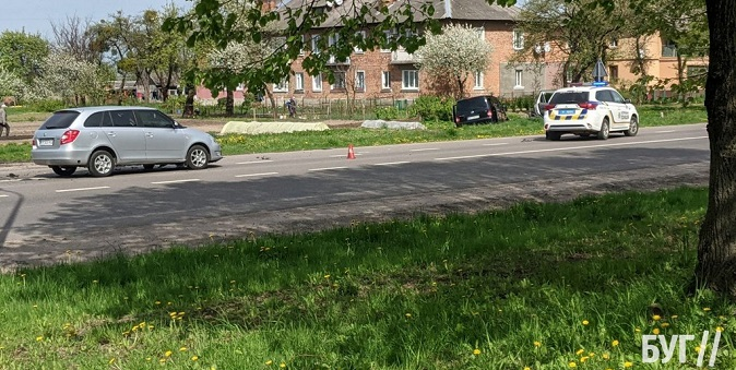 Авто злетіло у кювет: у Володимирі Skoda протаранила Volkswagen (фото)