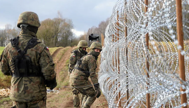 Польща зміцнює кордон з росією