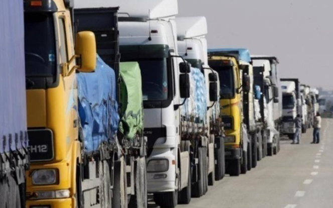 єЧерга «Ягодин – Дорогуськ»: для вантажівок, повернутих Польщею, запускають тимчасову чергу