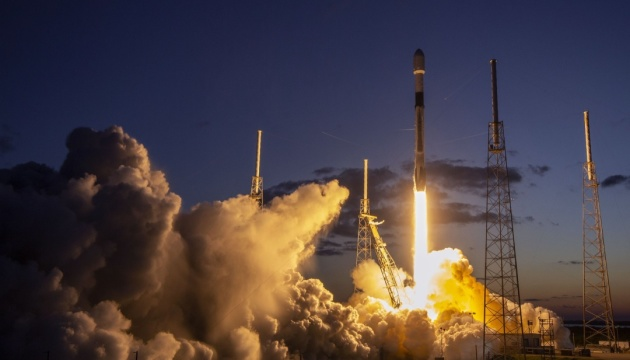 SpaceX запустила на орбіту супутник вагою 6,7 тонни