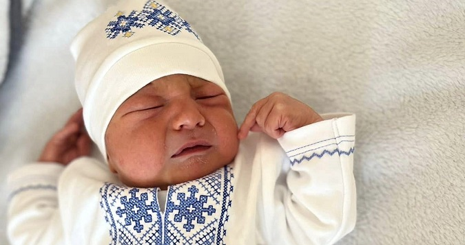 Скільки малюків з'явилося на світ у Нововолинську за тиждень (фото)