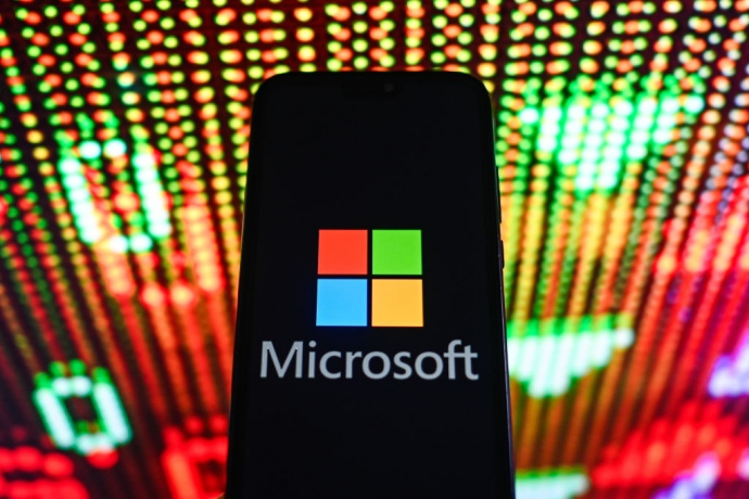 Microsoft перестав продовжувати ліцензії компаніям із Росії