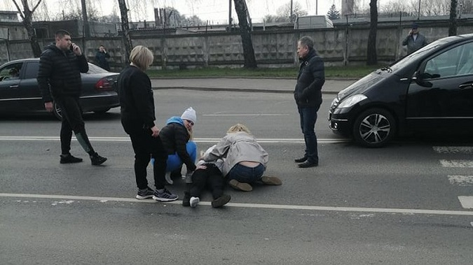 У Луцьку на Конякіна Opel збив жінку на «зебрі» (фото)