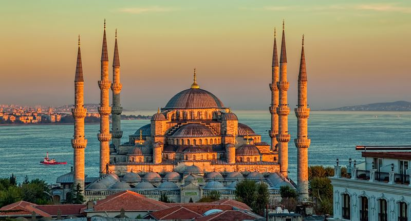 Як вибрати ідеальний тур до Туреччини. Огляд різних курортів Туреччини