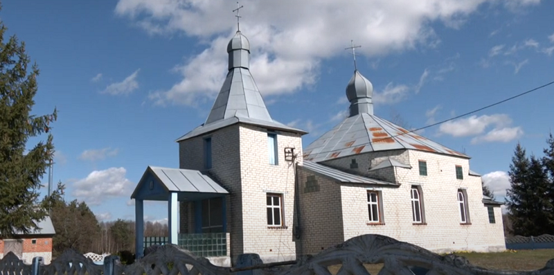 Релігійна громада на Волині після переходу до ПЦУ відновлює храм (фото, відео)
