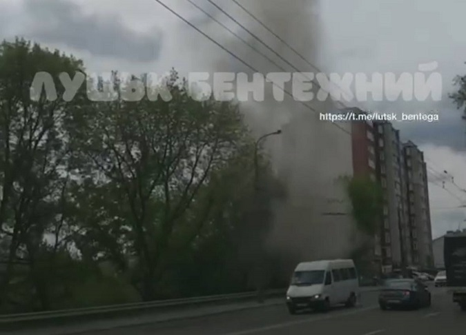 У Луцьку на Ковельській – пожежа (відео) оновлено