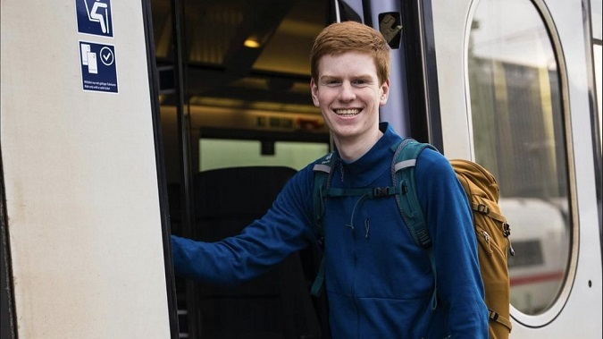 У Німеччині підліток покинув будинок, щоб жити в поїзді та подорожувати