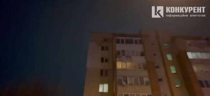 У Луцьку в ЖК «Оберіг» горить квартира (відео)